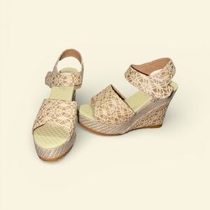 Elegant Beige Lace Wedge Sandals